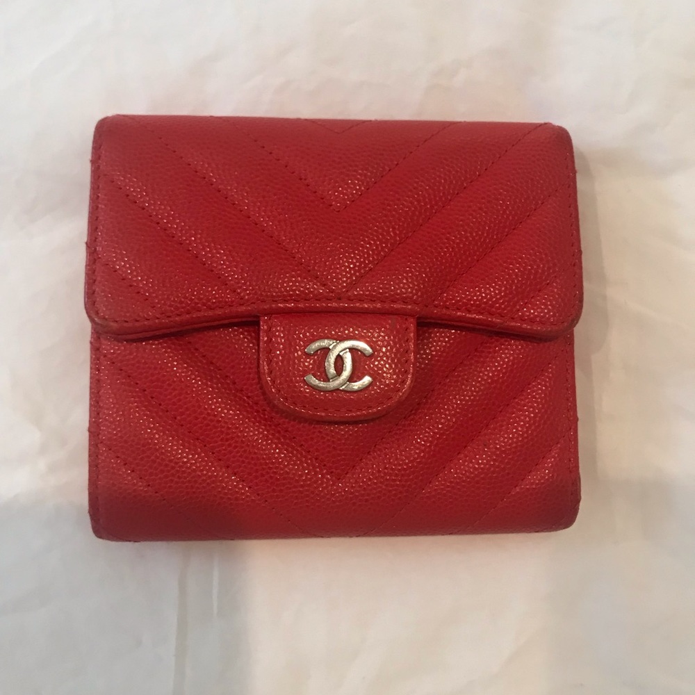 Chanel Wallet - Picture 1 of 4